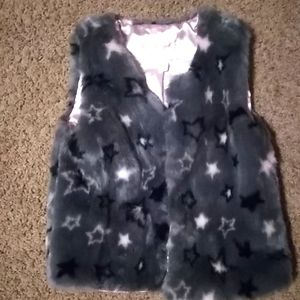 Cat & Jack kids faux fur vest with stars size L (10-12)